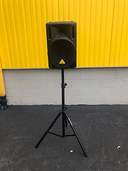 Behringer b212xl 800 Watt 2-way Non Power Speaker